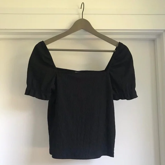 H&M NWT black textured square neck short sleeve puff sleeve top - Picture 4 of 4